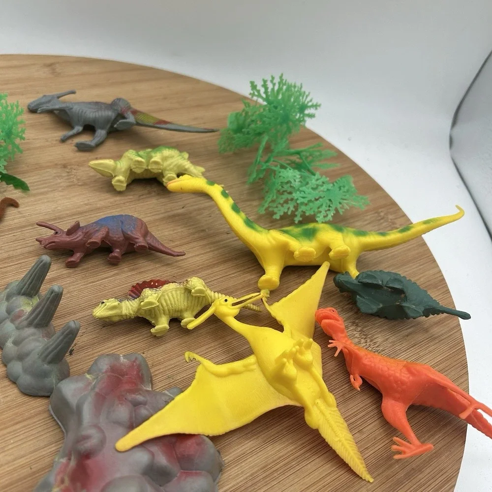Dinosaurs Plastic  Prehistoric Playset‎ Figure Toys Lot With Trees With Monkeys